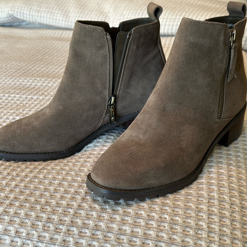 Blondo waterproof boots, Size 8